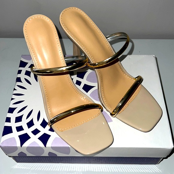 metallic stiletto heeled mule sandal - Picture 2 of 5